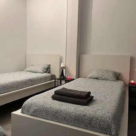 Small Apartamento